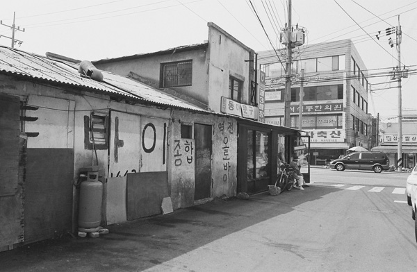 043_100602_018 copy.jpg