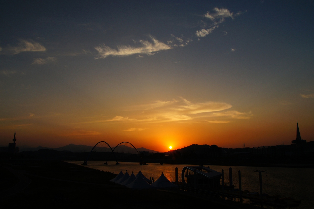 1280 120525 엑스포 해넘이007_cr.jpg