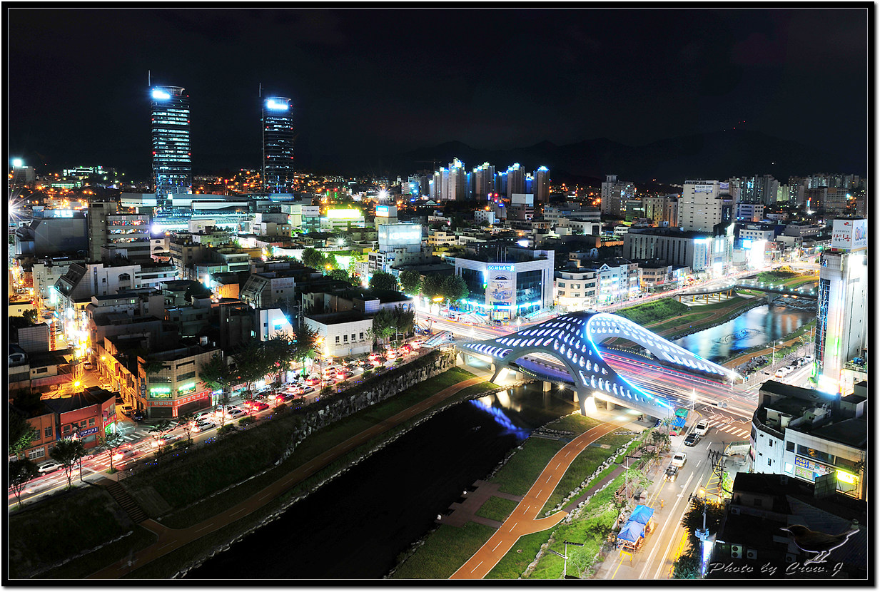 2010.08.18-2-목척교 야경D30_0801-811_stitch.jpg