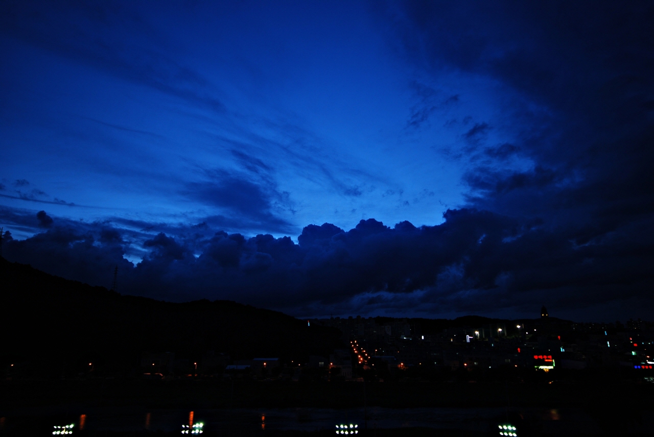 1280-110727 004-1.jpg