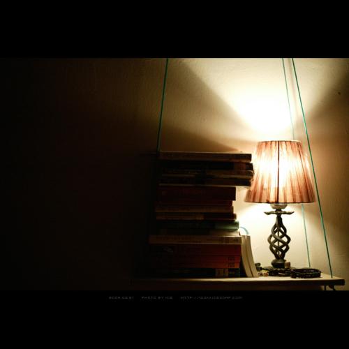 어두운 밤이 지나지 않고는 새벽이 오질 않는다....