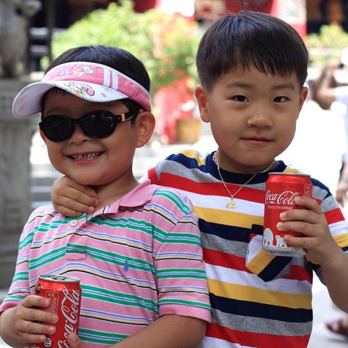 오랜만에 쌍둥이가 인사를...