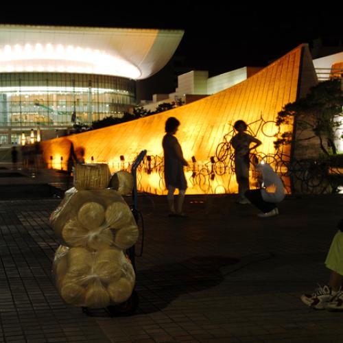 야경, 그리고 사람들