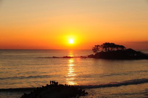 명선도 일출입니다..