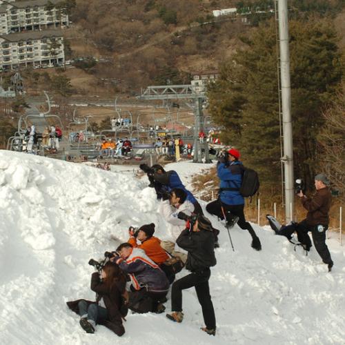 사진 찍는 사람들...