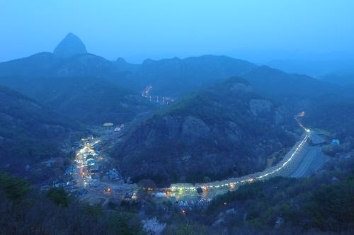 진안 마이산 벗꽃입니다...