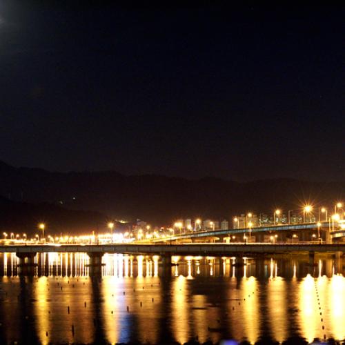 엑스포다리에서