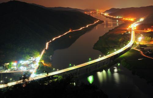 한번 올라가셔야죠^^??