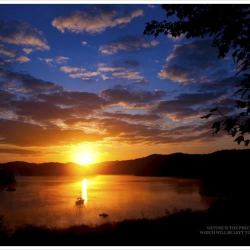 호수의  그림두편