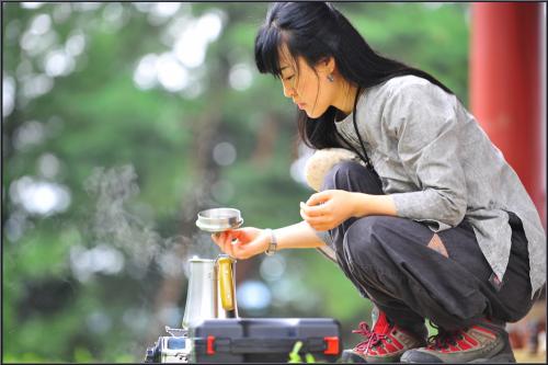 커피를 즐기며...