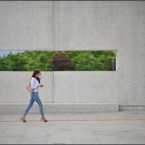 [D3]미술관 앞에서