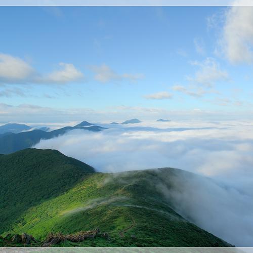 덕유평전에 구름이 밀려오면....