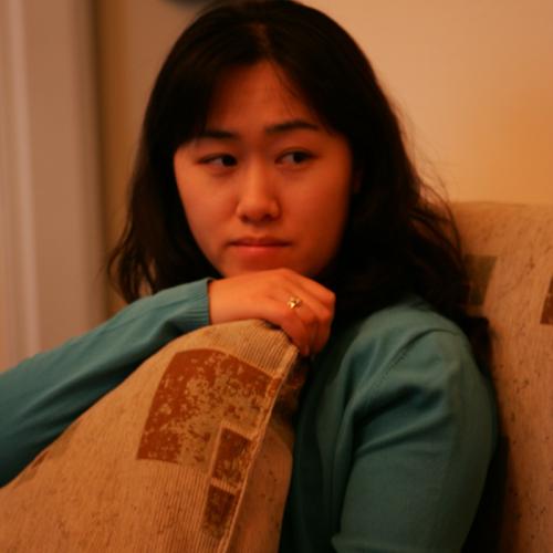 붉은 조명아래..