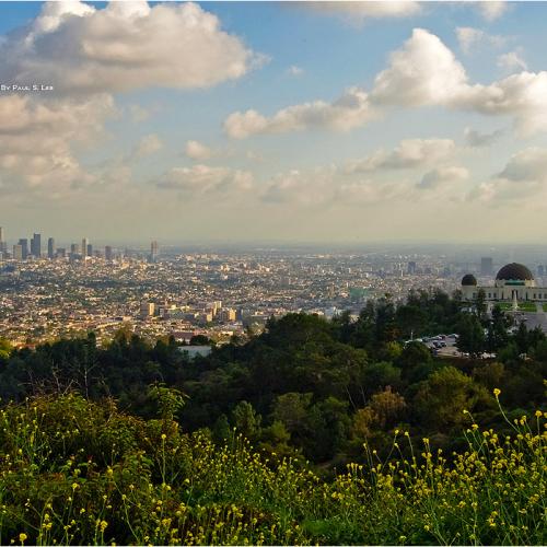그리피스 천문대 너머로 보이는 로스앤젤레스