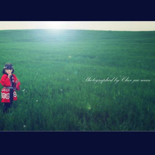 보리피리 부는 소녀