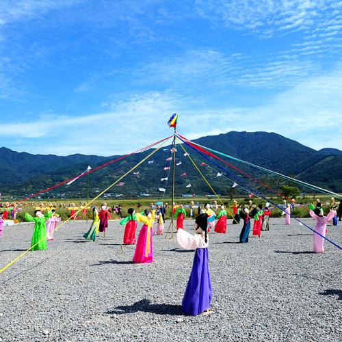 허수아비 축제장에서