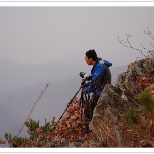 벼랑 끝에선 남자