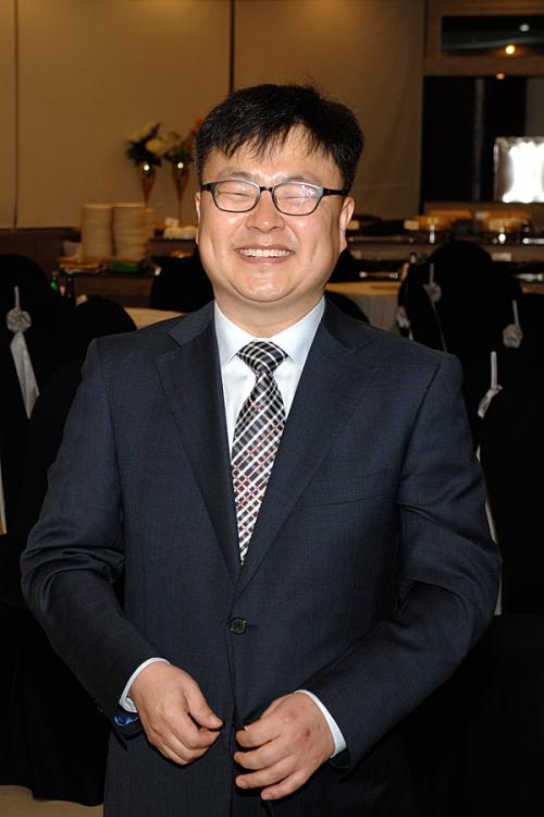 초록풍선님 아버님 7순 행사중...