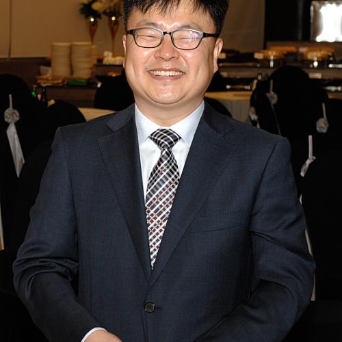 초록풍선님 아버님 7순 행사중...