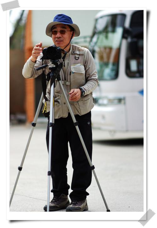 자 여기를 보세요