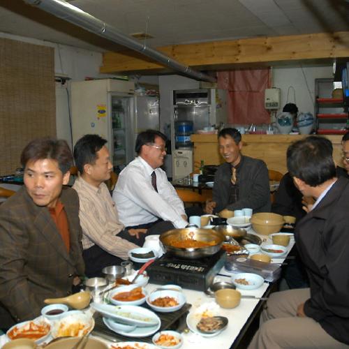 마시기 위한 목마름...이야기하고픈 목마름에 아주 소박한 작은 번개 모습