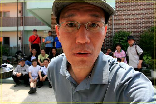 단체사진 촬영도중