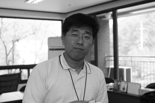 제 사진입니다...