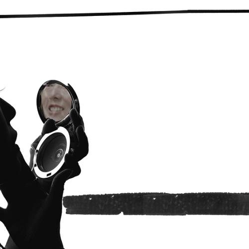 화장을 고치는 여자