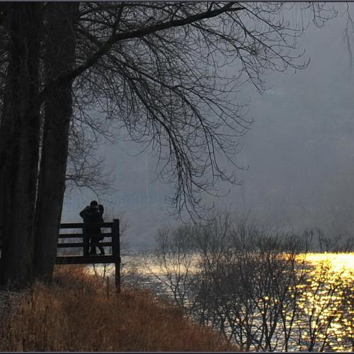 [D3] 강변의 연인