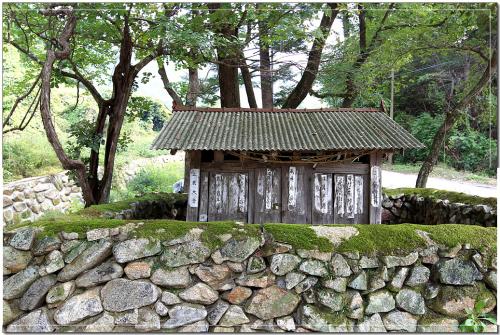 마을 공용품 보관소