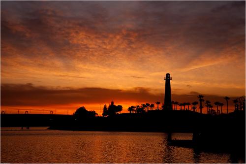 포구에 내린 황혼