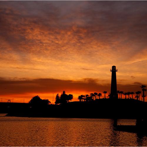 포구에 내린 황혼