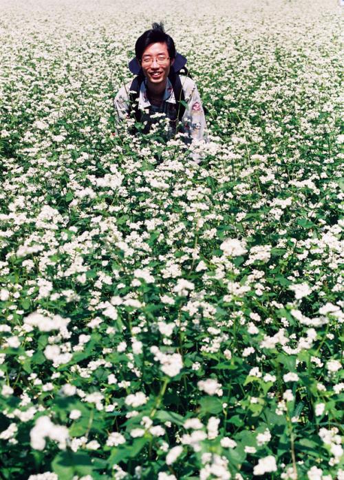 메밀꽃 청년...