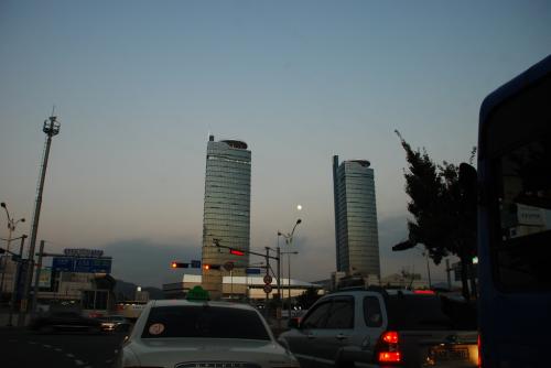 오랜만에 올립니다.