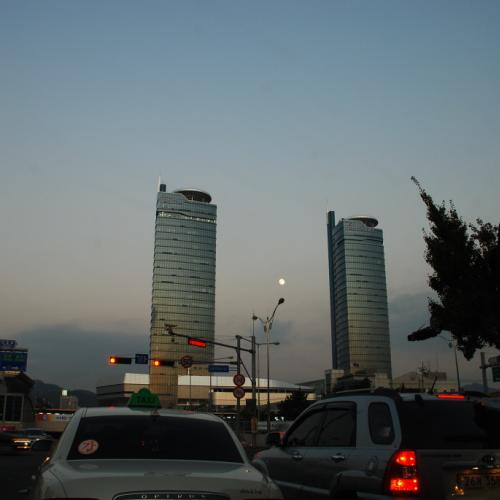 오랜만에 올립니다.