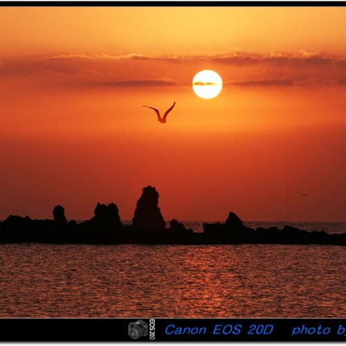 군함바위의 일출