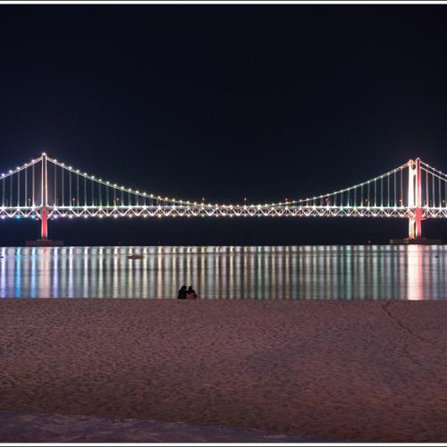 광안대교 반영.