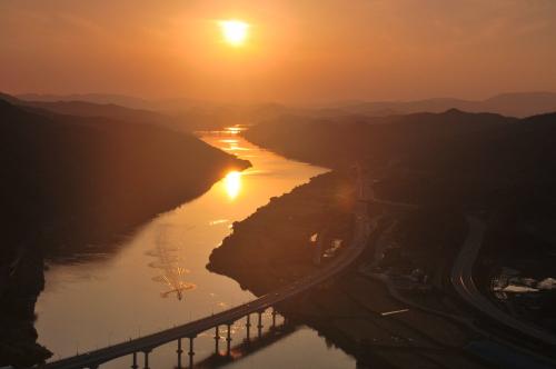 청벽일몰입니다...