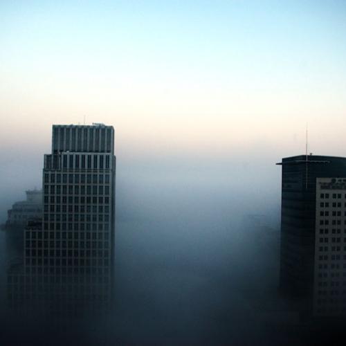 안개속의 빌딩