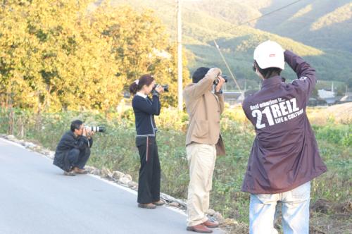 찍는 사람을 찍는 이를 찍은 사진....