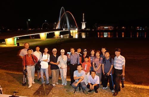 16일 엑스포다리 야경촬영 단체사진