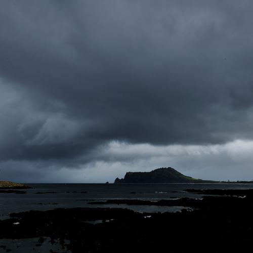 오랜만에 인사드립니다.