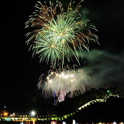 밤하늘에 핀 꽃