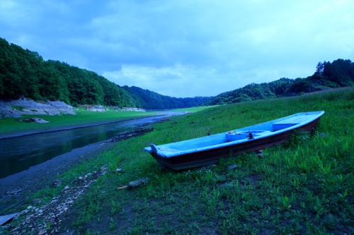 대청호변에서....