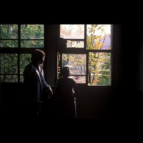 어떤 폐교에서....